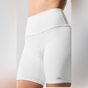 ALO Yoga White 7” High-waist Biker Shorts